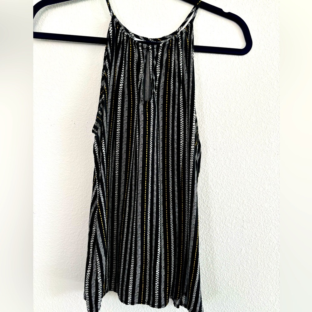 Women’s small tank top